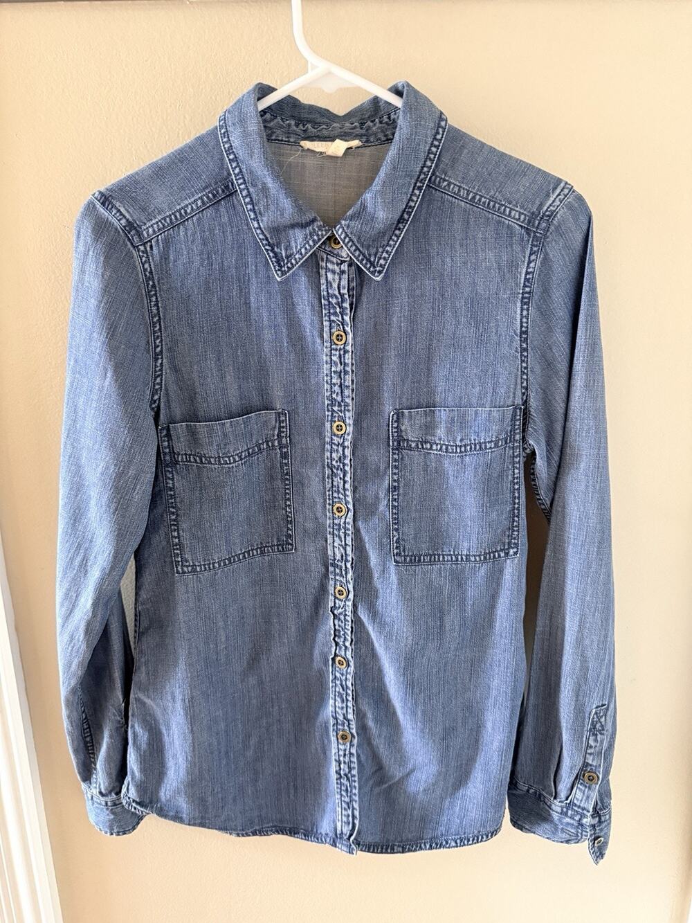 eileen fisher chambray shirt Denim Button Down Collared Blouse XS